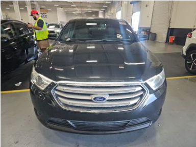 Used 2013 Ford Taurus SEL FWD image 2