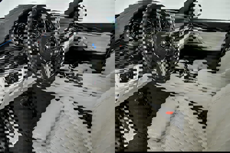 Used 2018 BMW X6 xDrive50i image 17