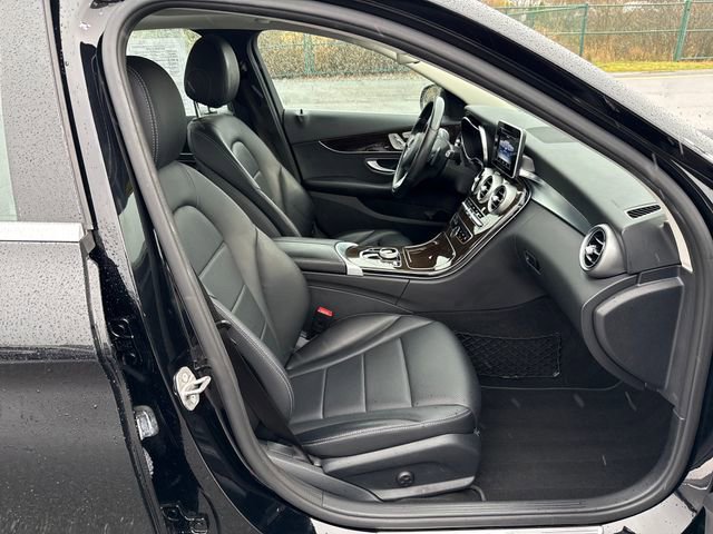 Used 2018 Mercedes-Benz C 300 4MATIC Sedan image 13