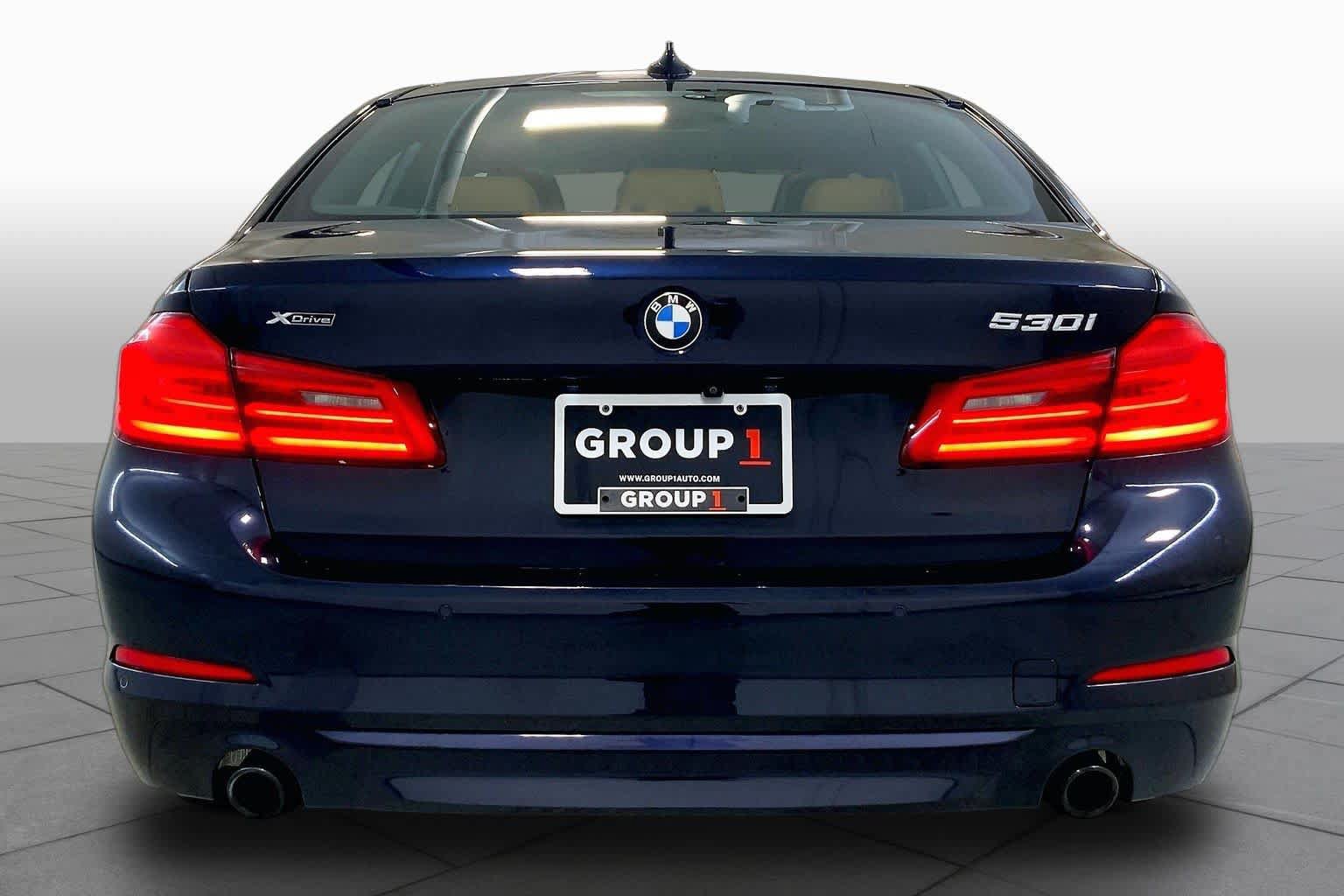Used 2018 BMW 530i xDrive w/ Premium Package AWD/4WD image 4