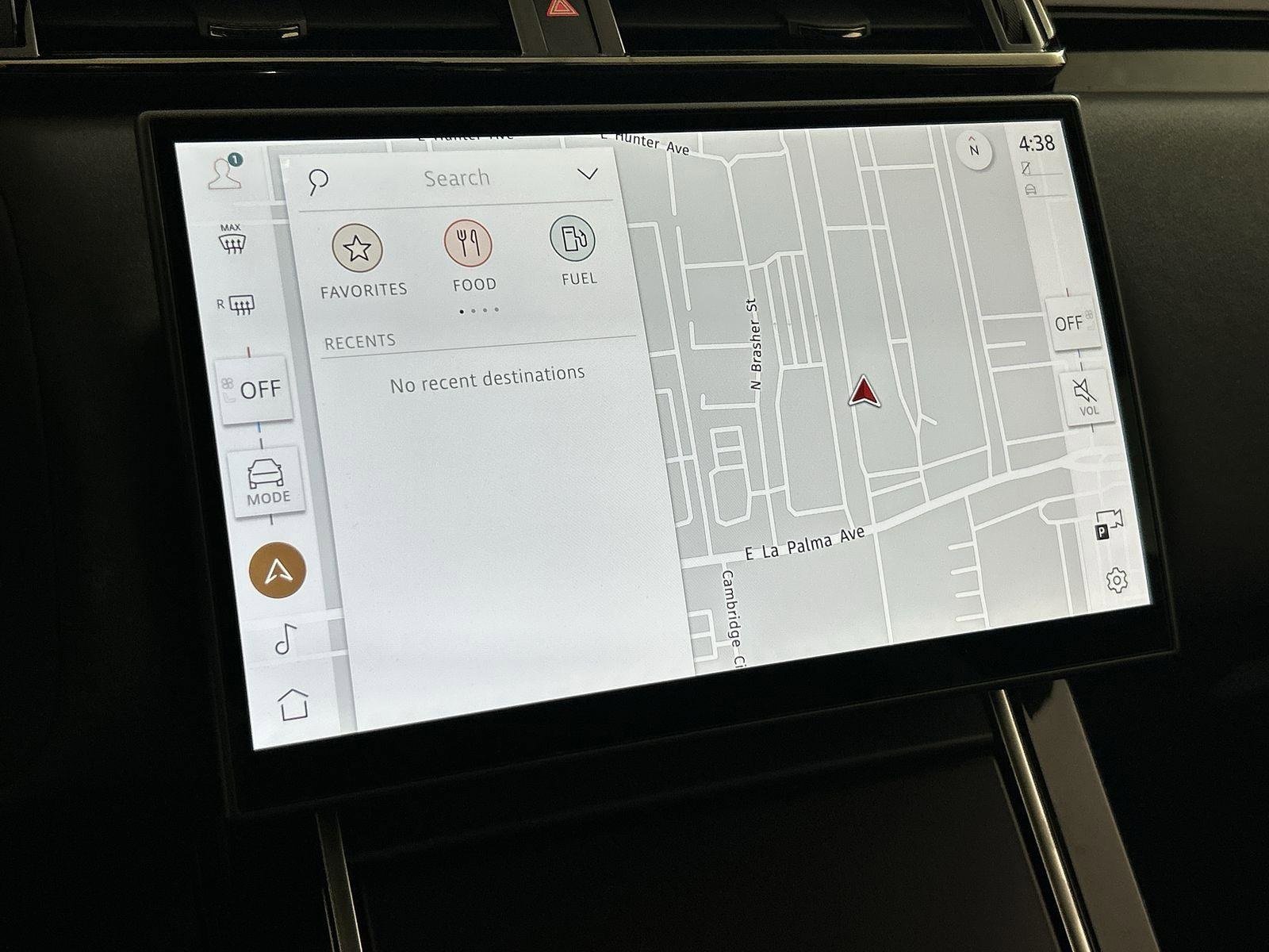 Certified 2026 Land Rover Range Rover Velar Dynamic SE image 14