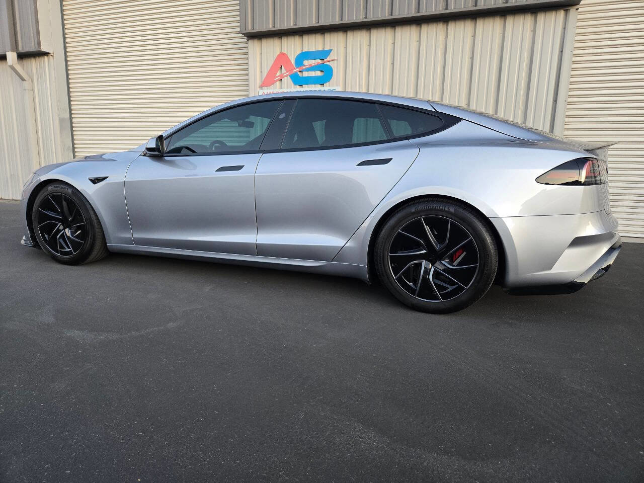 Used 2026 Tesla Model S Plaid AWD/4WD image 5
