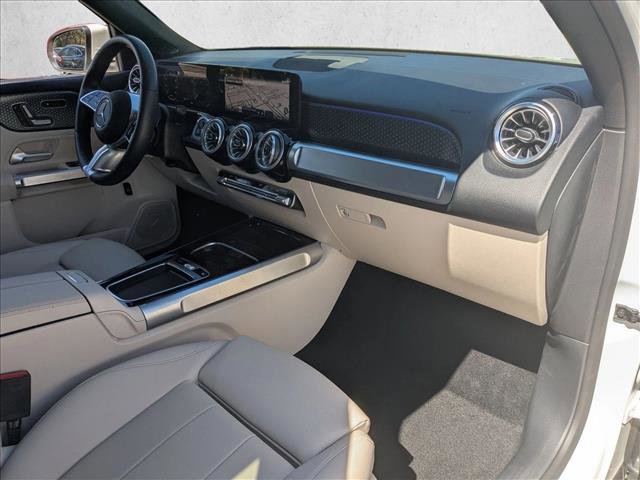 Used 2025 Mercedes-Benz GLB 250 image 22