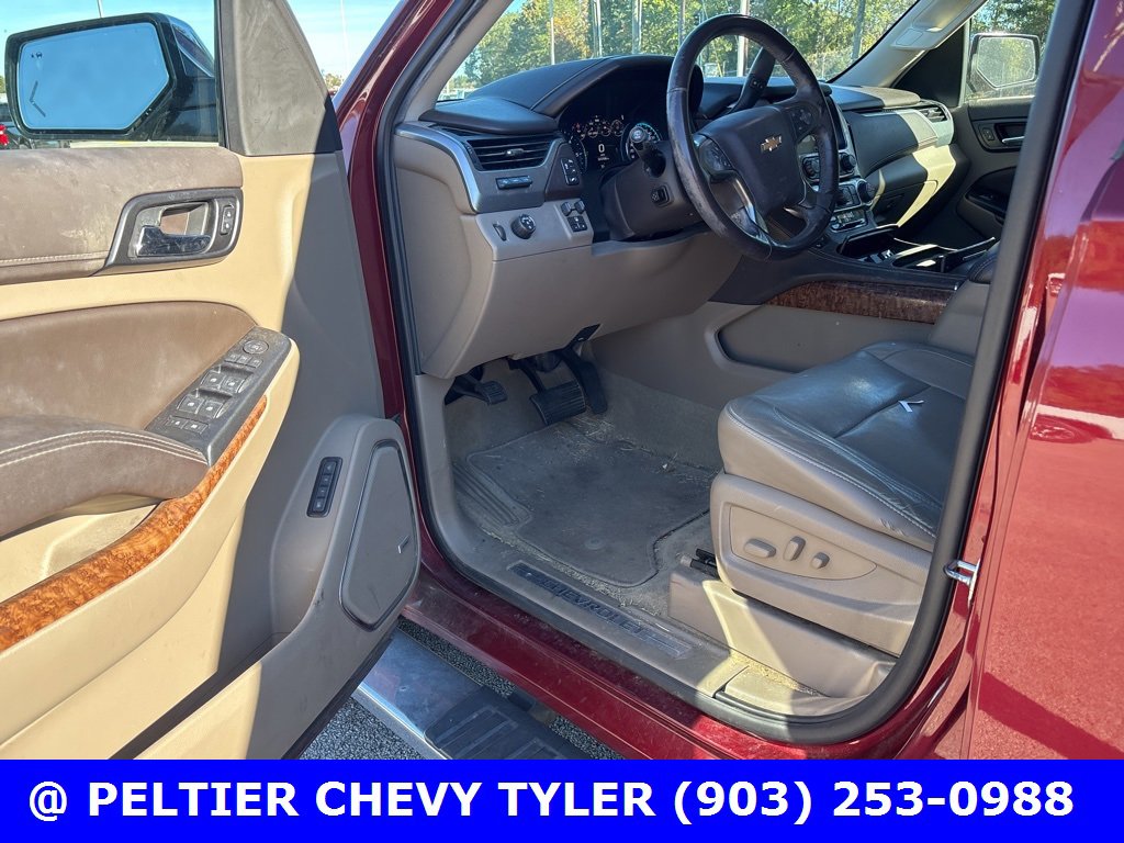 Used 2017 Chevrolet Suburban Premier image 11