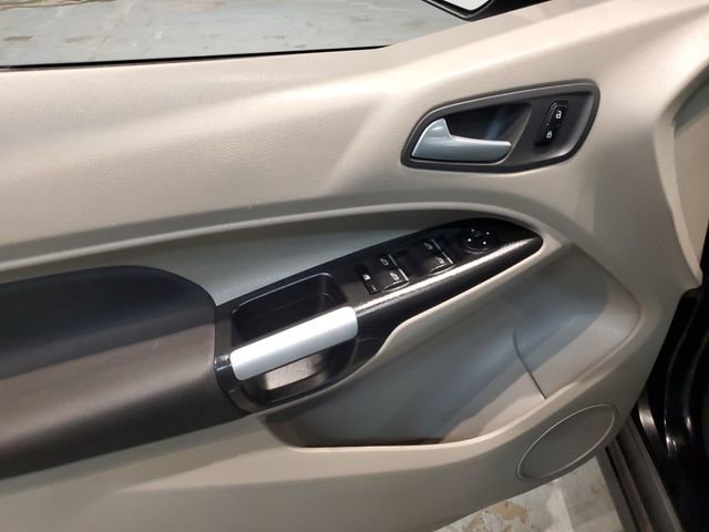Used 2016 Ford Transit Connect XLT image 11