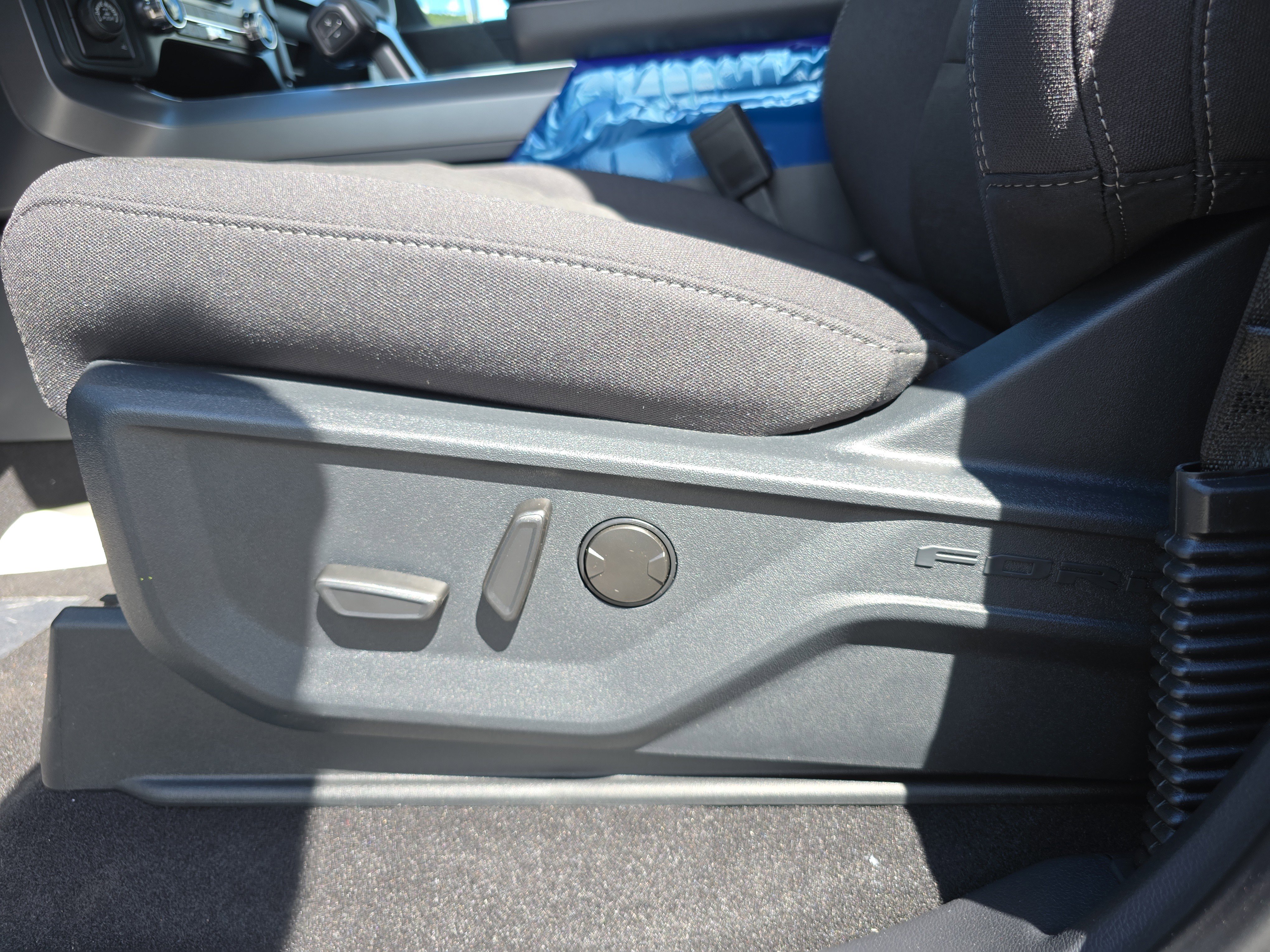 New 2025 Ford F150 XLT image 14