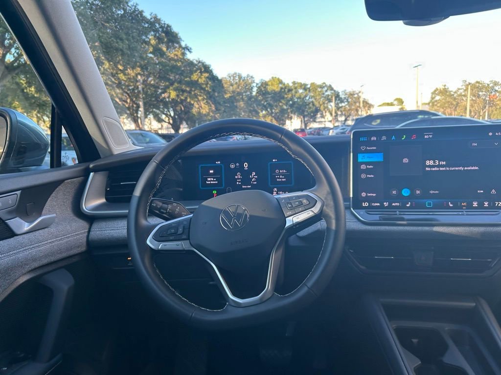 Used 2025 Volkswagen Tiguan S image 50