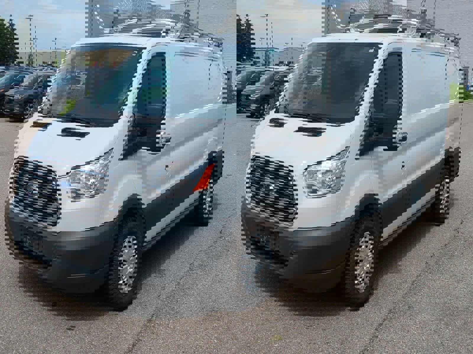 Used 2018 Ford Transit 150 130 Low Roof w/ Exterior Upgrade Package image 4