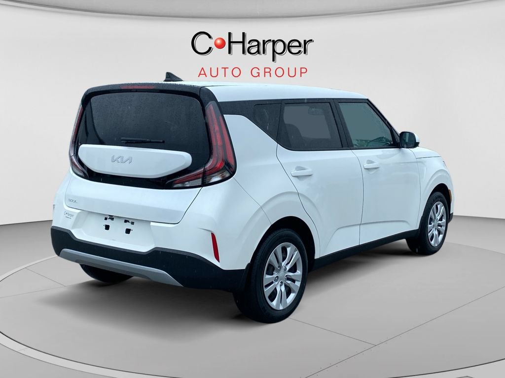 Certified 2024 Kia Soul LX FWD image 3