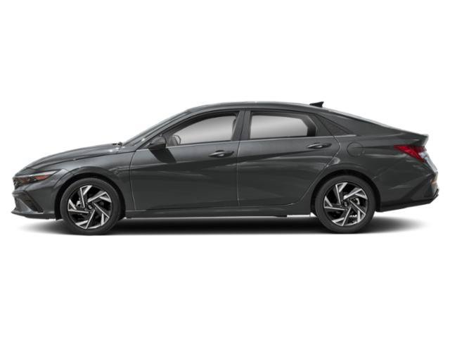 Used 2025 Hyundai Elantra Limited FWD image 6
