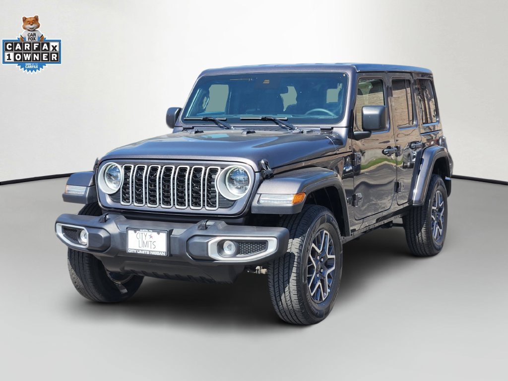 Used 2025 Jeep Wrangler Unlimited Sahara AWD/4WD image 3