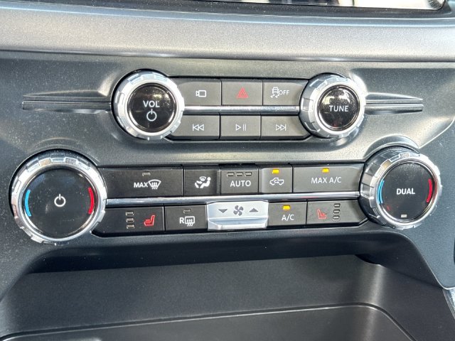 Certified 2026 Ford F150 XLT w/ Equipment Group 302A MID AWD/4WD image 19