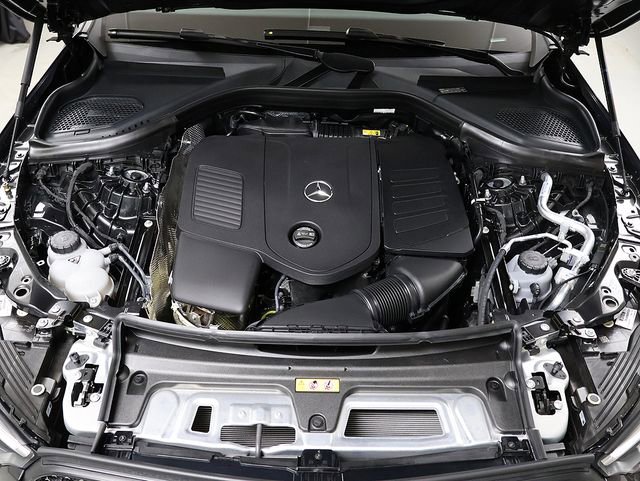 Certified 2026 Mercedes-Benz GLC 300 4MATIC image 37