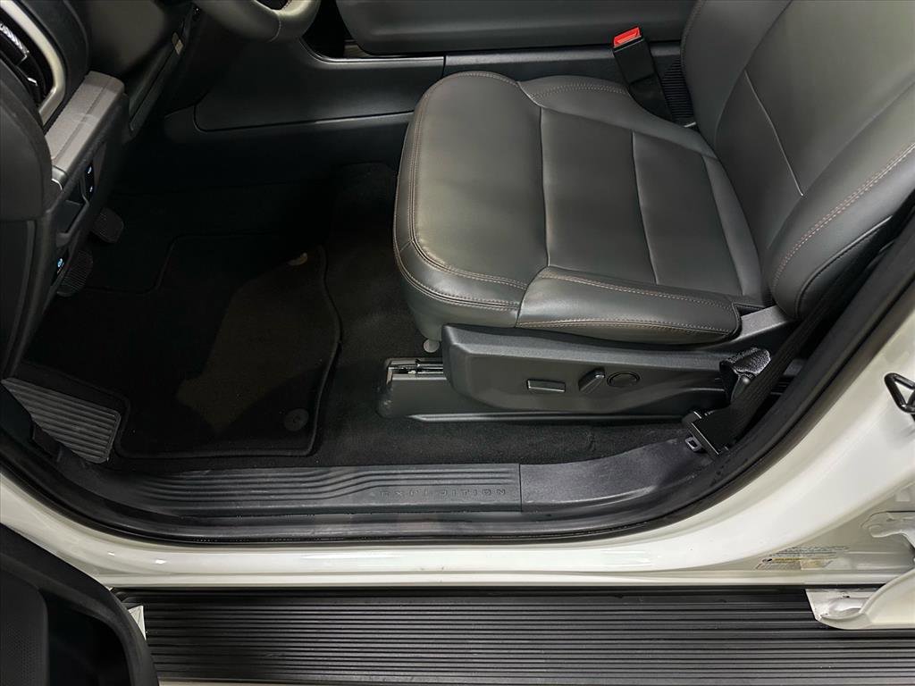 Certified 2025 Ford Expedition Active image 28
