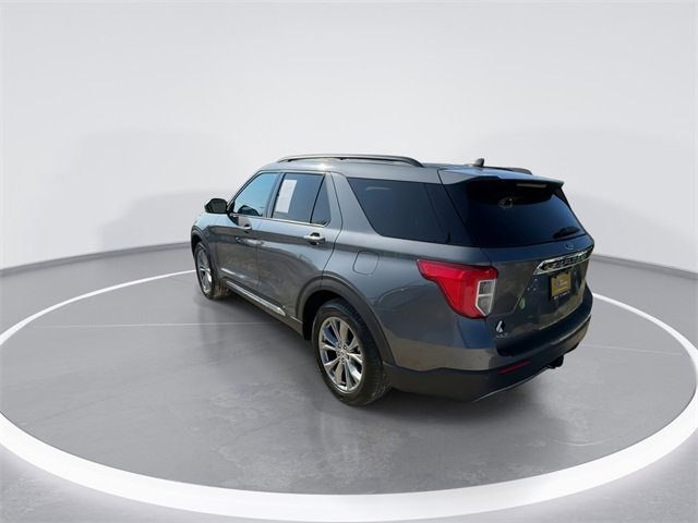 Certified 2022 Ford Explorer XLT w/ Equipment Group 202A image 8