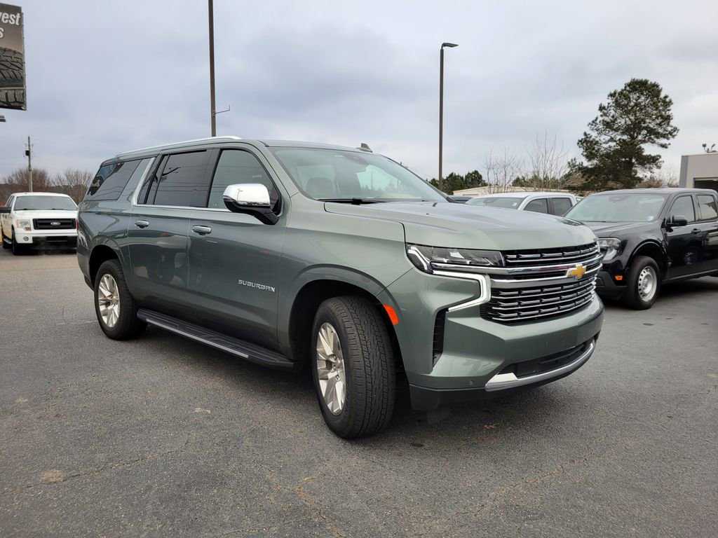 Used 2024 Chevrolet Suburban Premier image 7