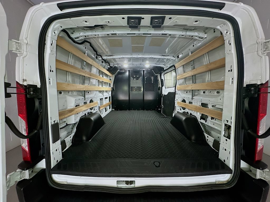 Used 2024 Ford Transit 250 Low Roof w/ Exterior Upgrade Package RWD image 31