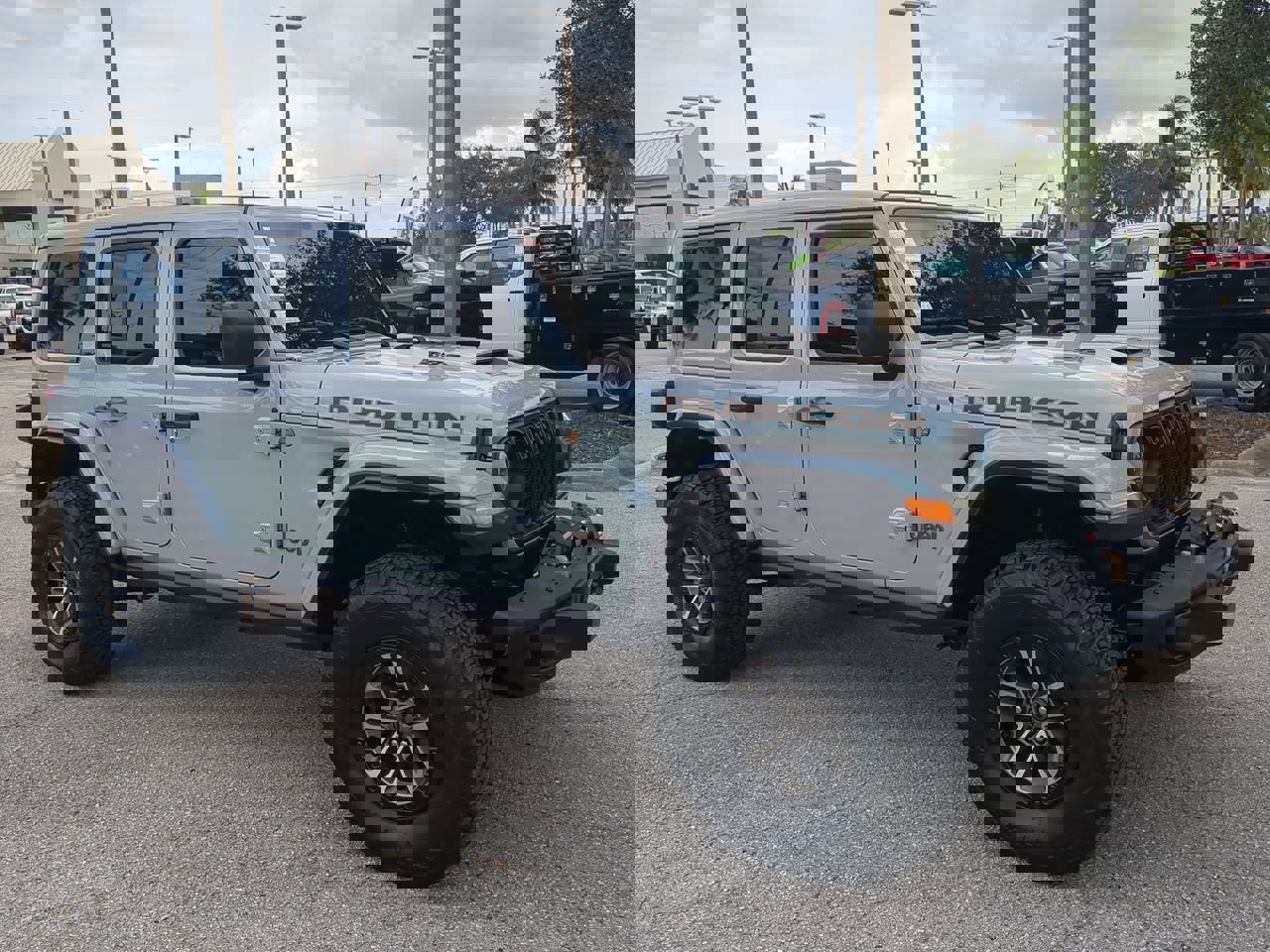 Used 2024 Jeep Wrangler Unlimited Rubicon 392 image 2