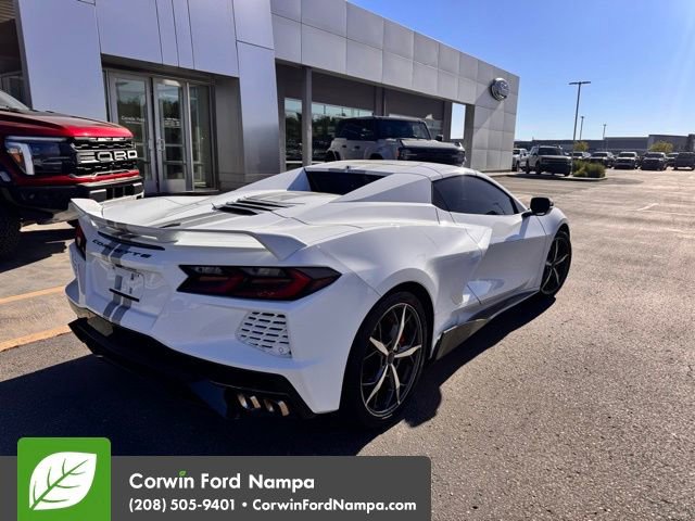 Used 2023 Chevrolet Corvette Stingray Premium Conv w/ Z51 Performance Package RWD image 5
