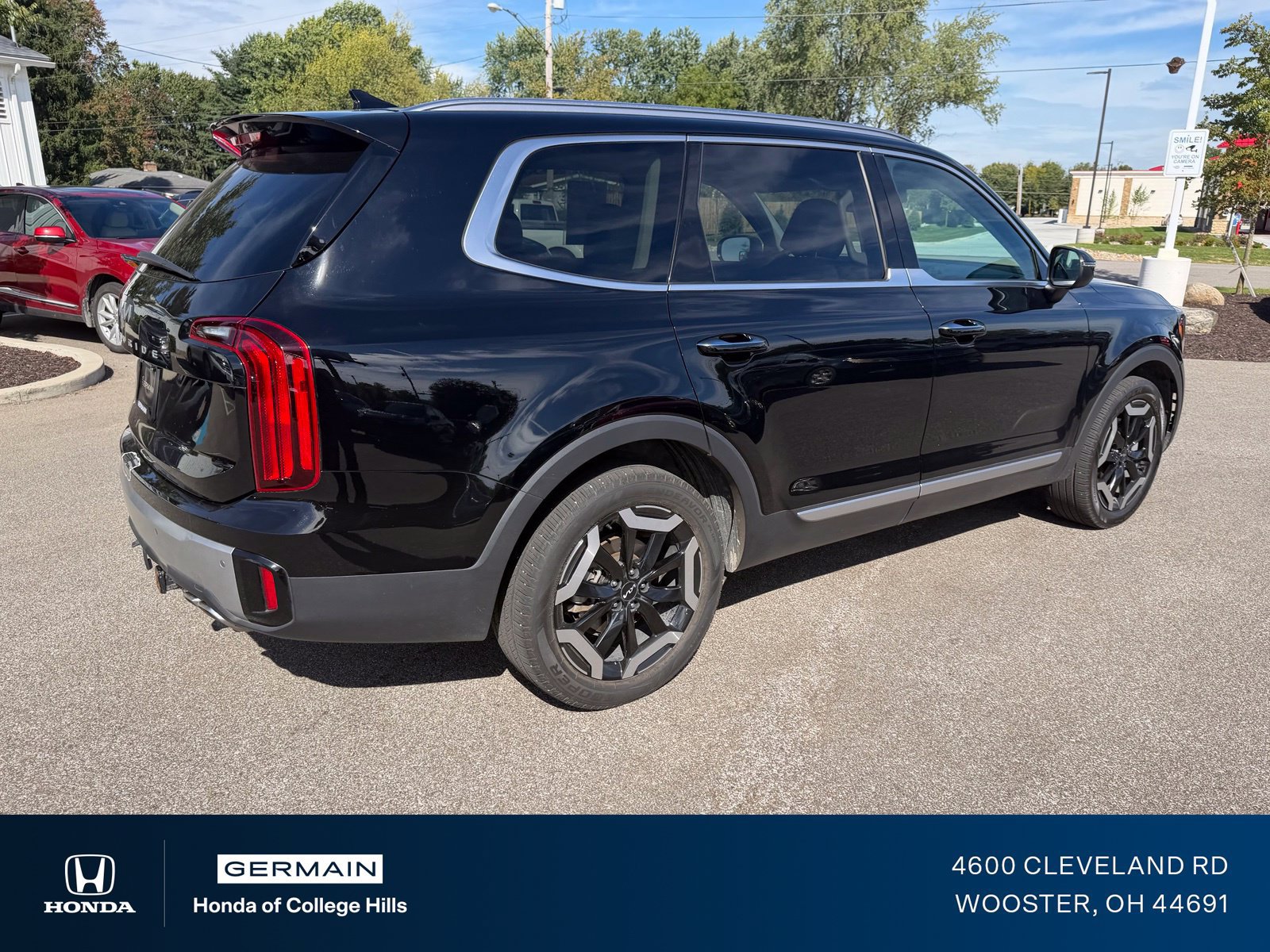 Used 2023 Kia Telluride S FWD image 7