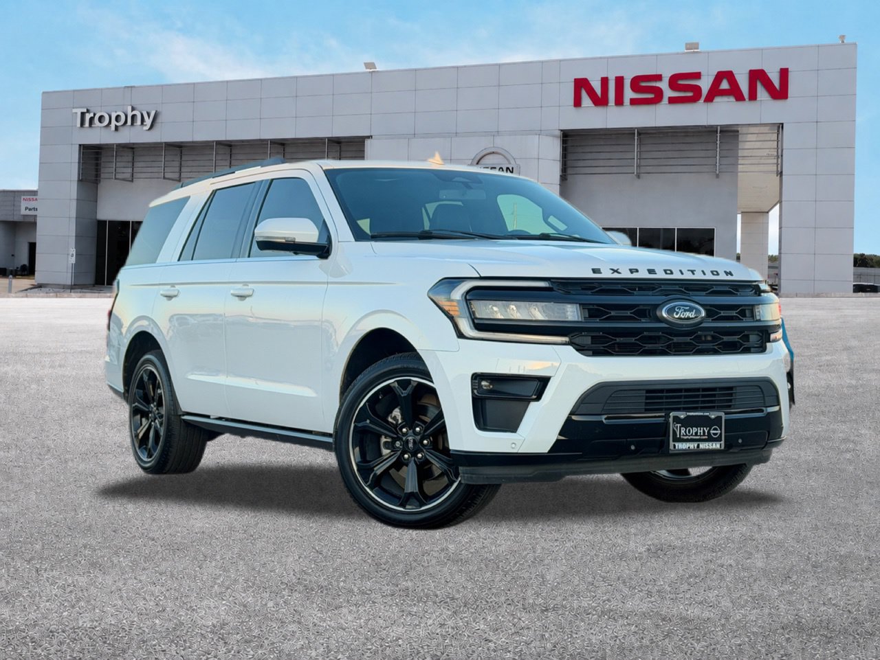 Used 2022 Ford Expedition Limited RWD image 1