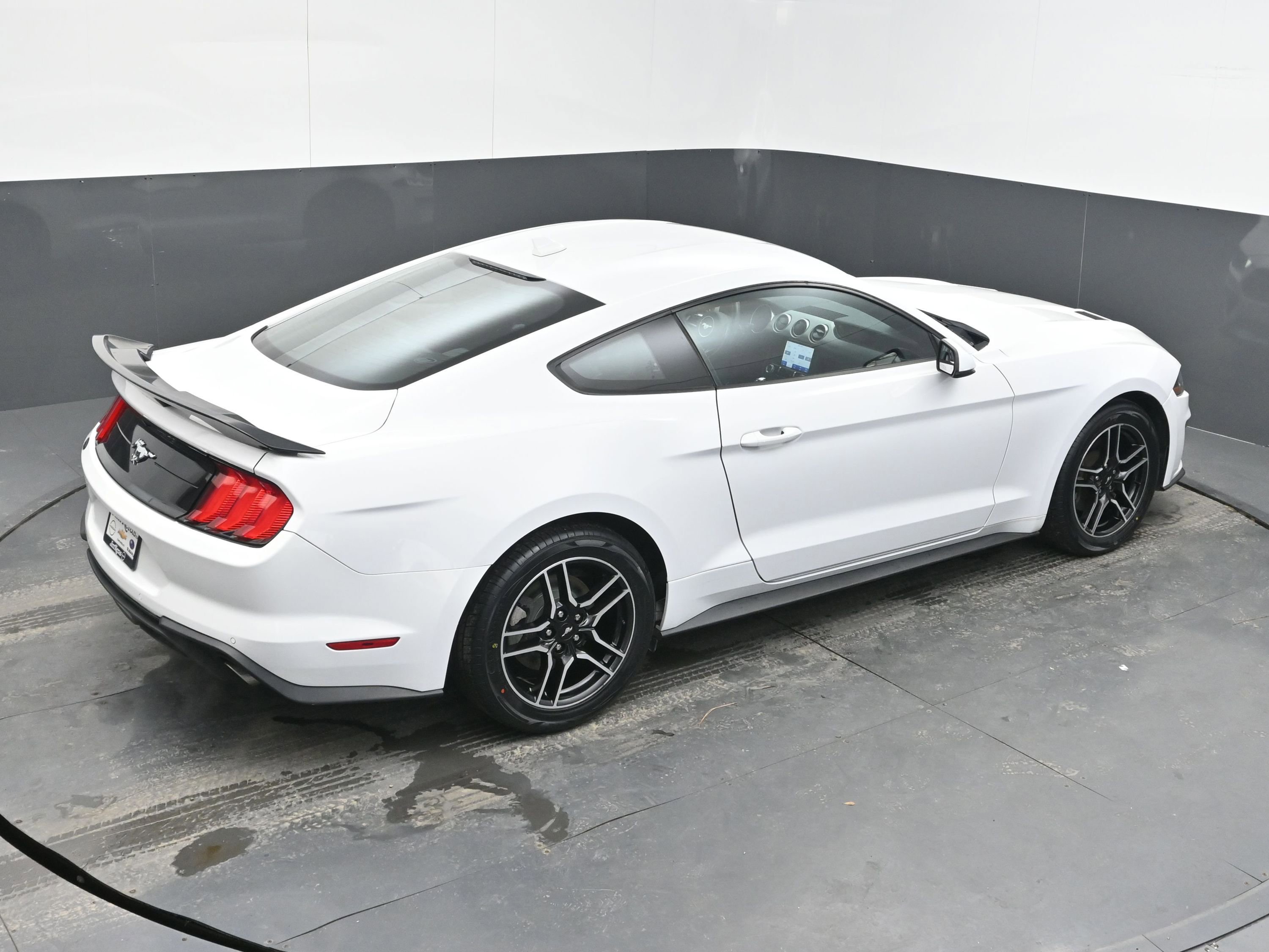Used 2020 Ford Mustang Premium image 33