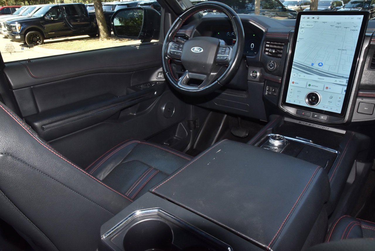 Certified 2023 Ford Expedition Limited AWD/4WD image 16