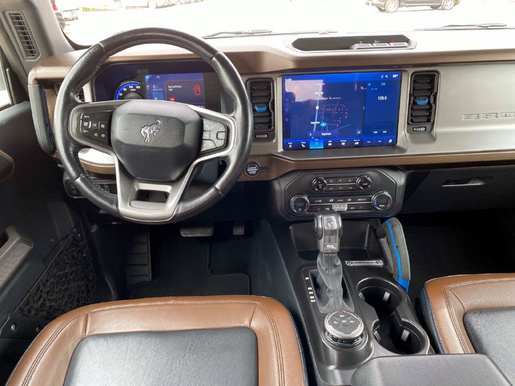 Used 2021 Ford Bronco Outer Banks AWD/4WD image 12