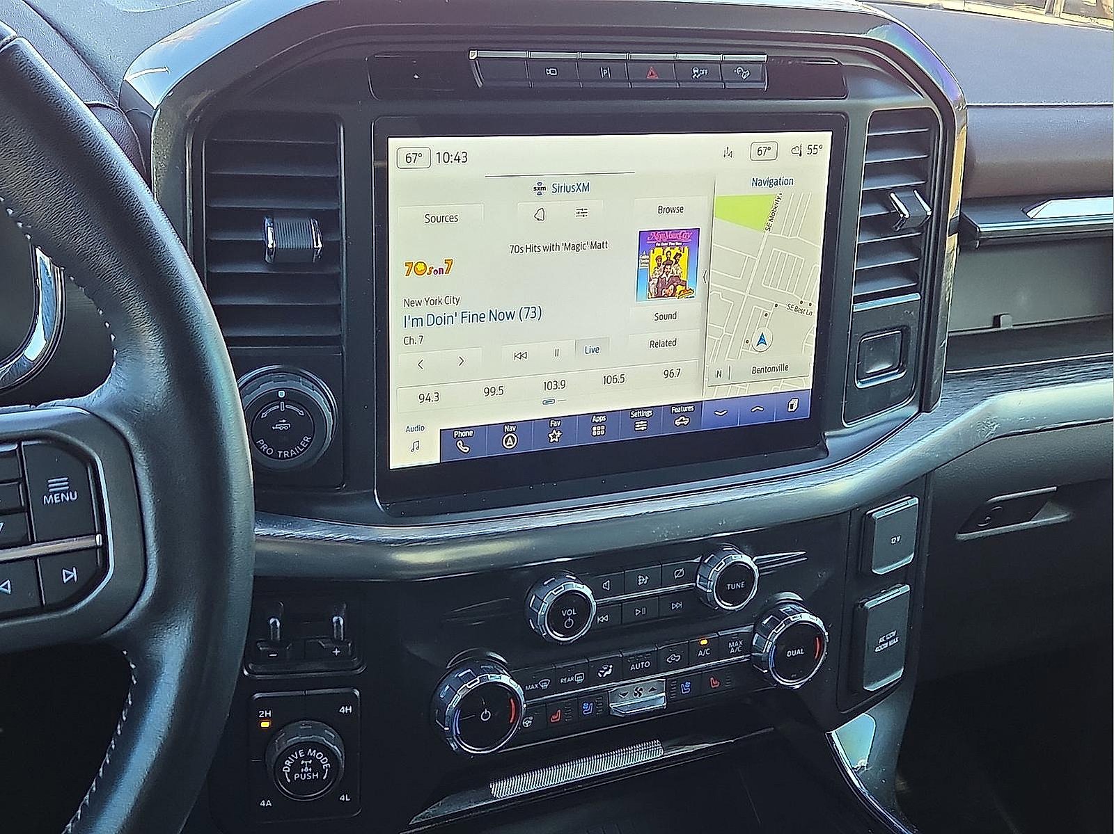 Used 2022 Ford F150 Lariat w/ Equipment Group 502A High image 16