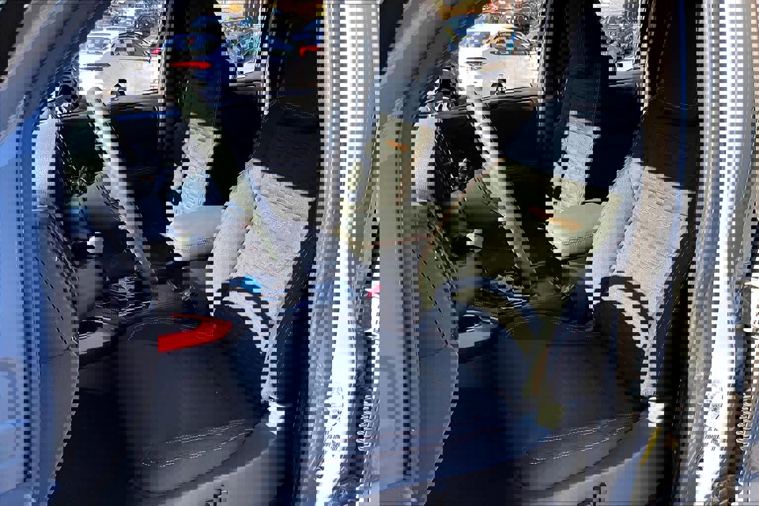 Used 2023 Nissan Frontier PRO-4X w/ Technology Package image 7