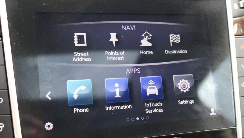 Used 2018 INFINITI Q50 Luxe w/ Essential Package (3.0T Luxe) image 10