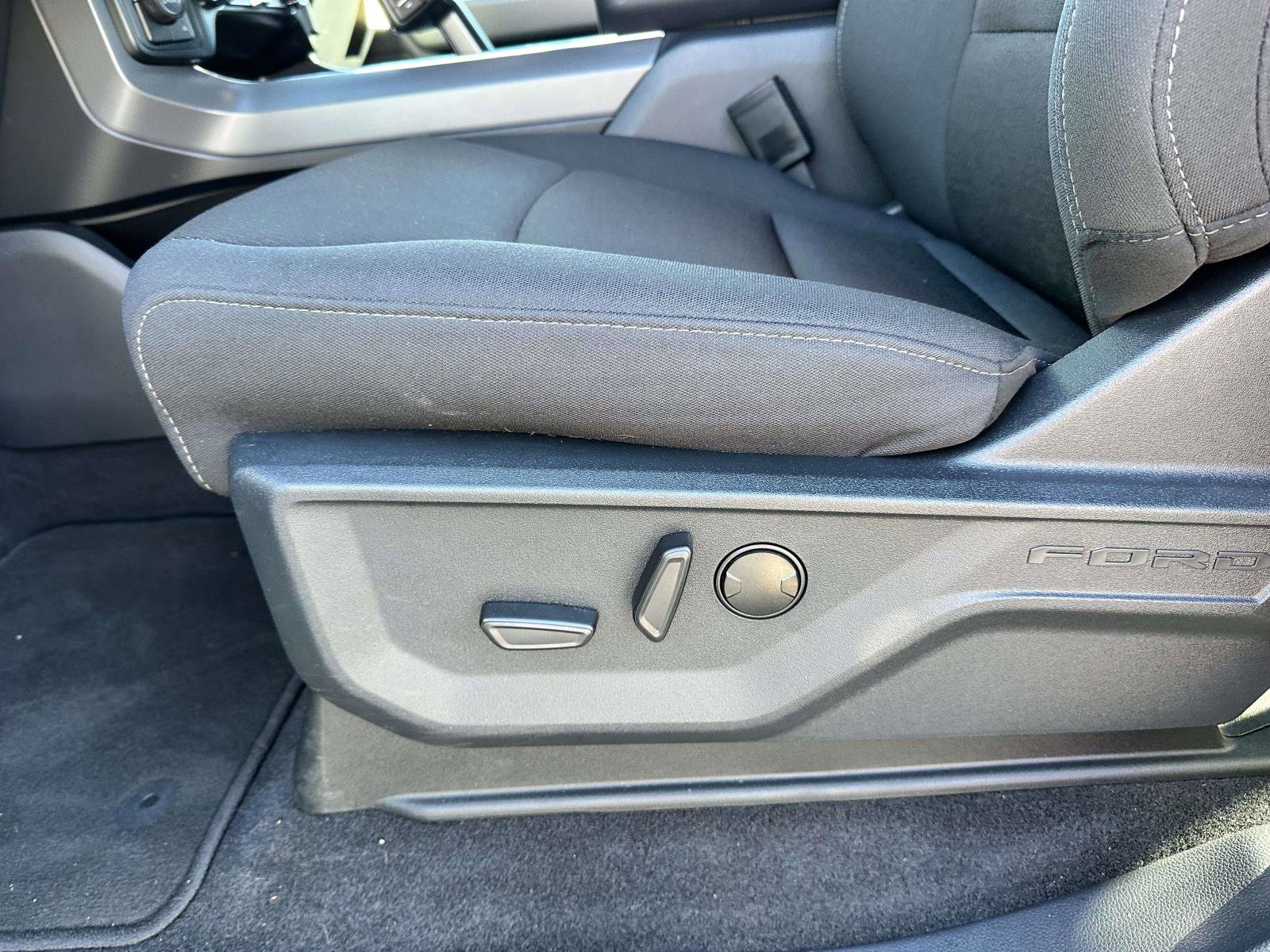 Used 2025 Ford F150 XLT w/ Equipment Group 302A MID image 11