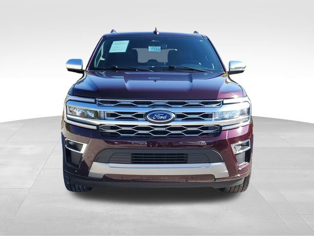 Used 2024 Ford Expedition Platinum image 2