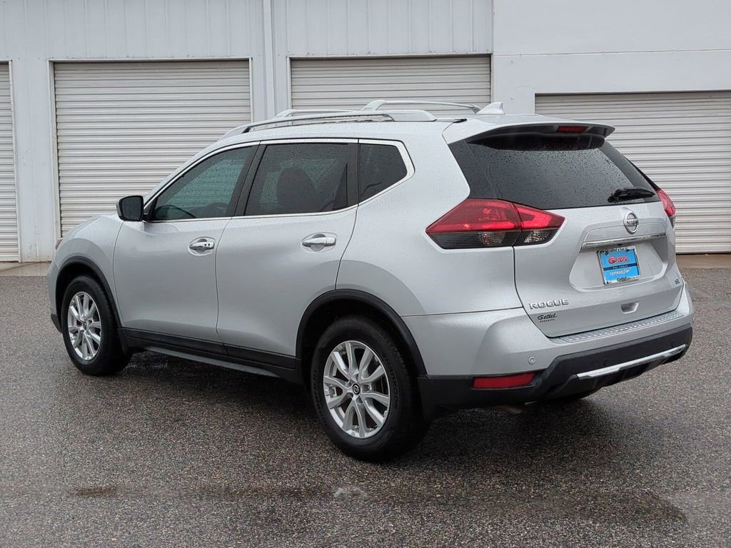 Used 2019 Nissan Rogue SV image 7
