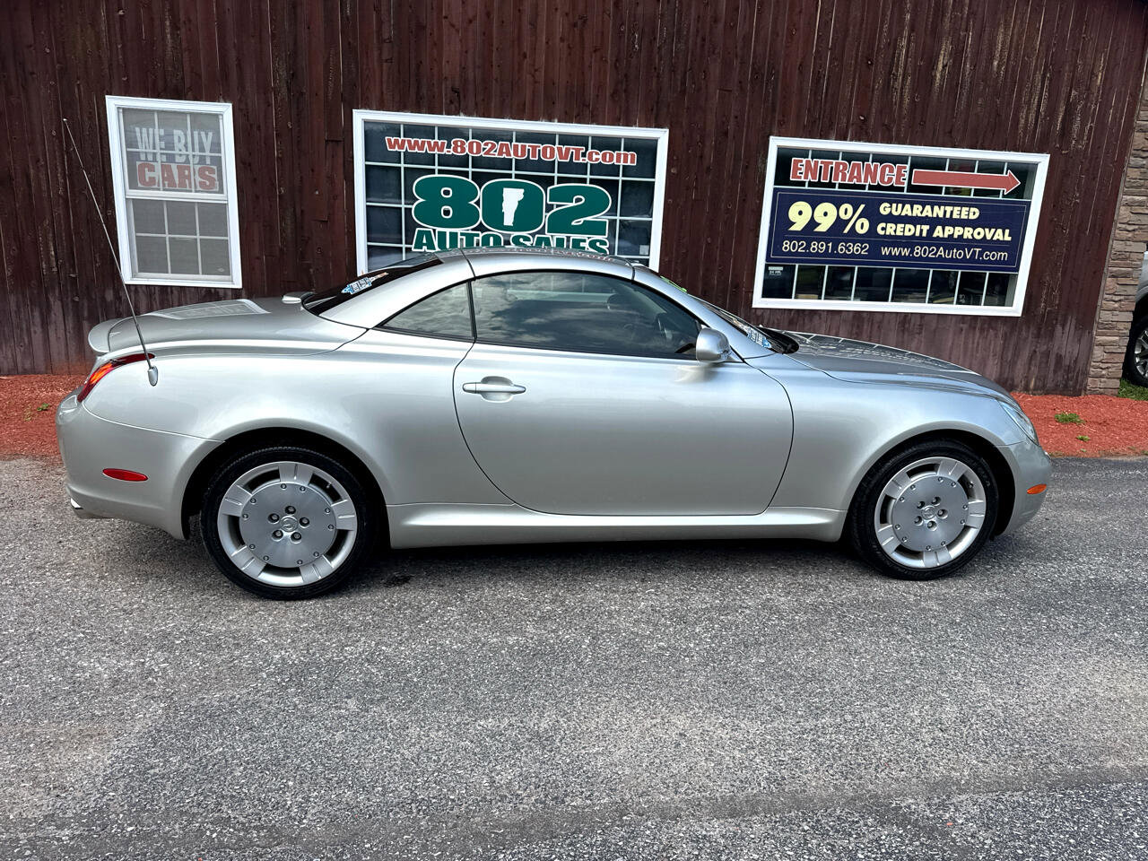 Used 2002 Lexus SC 430 Convertible image 9