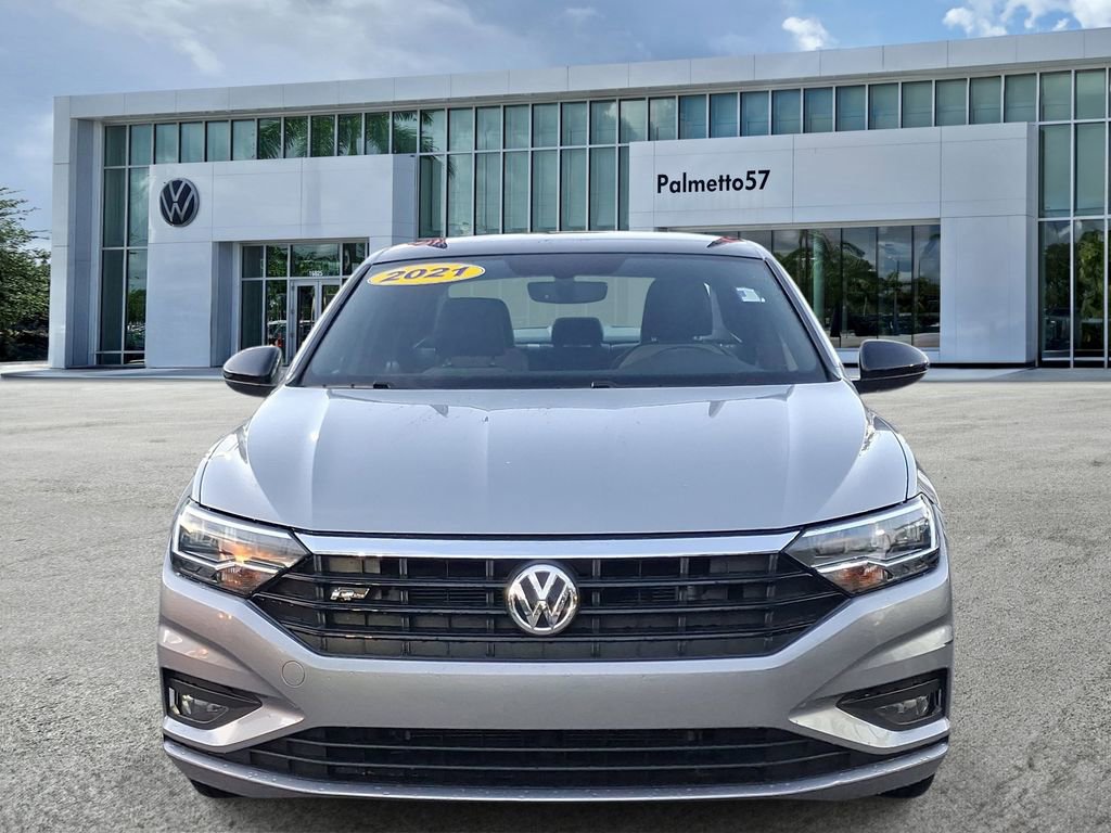 Certified 2021 Volkswagen Jetta R-Line w/ R-Line Cold Weather Package image 2