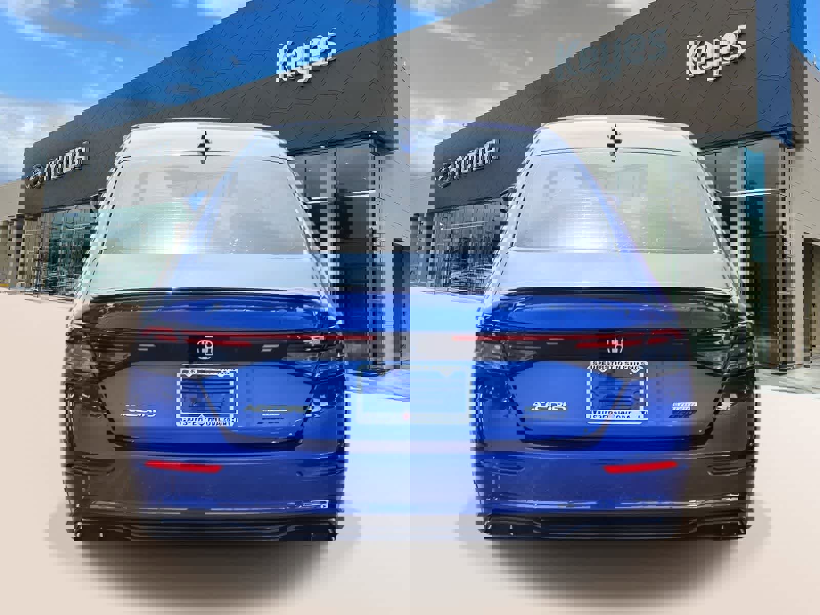 Used 2023 Honda Accord Sport image 6