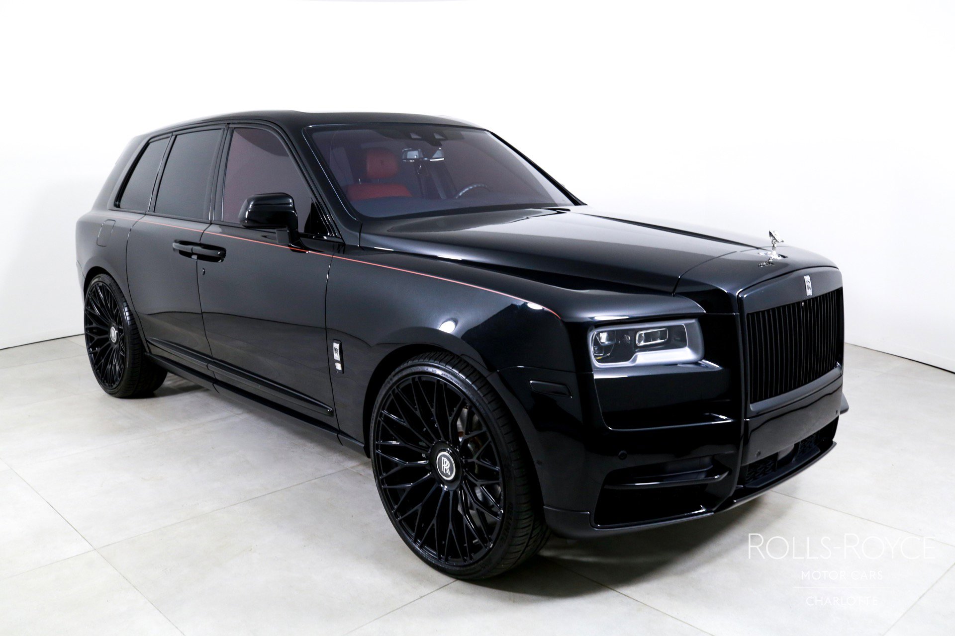 Certified 2022 Rolls-Royce Cullinan w/ Dark Exterior Package image 6
