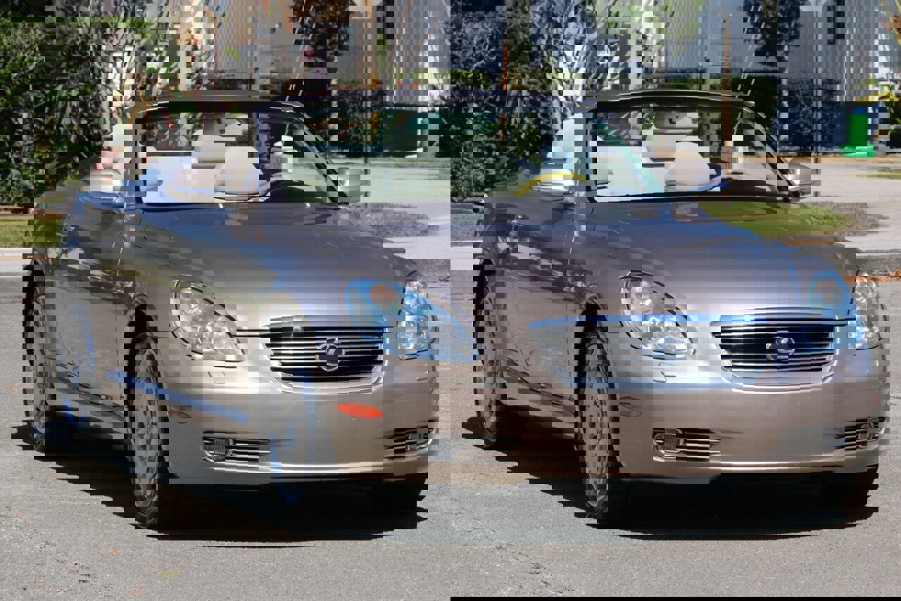 Used 2004 Lexus SC 430 Convertible image 10