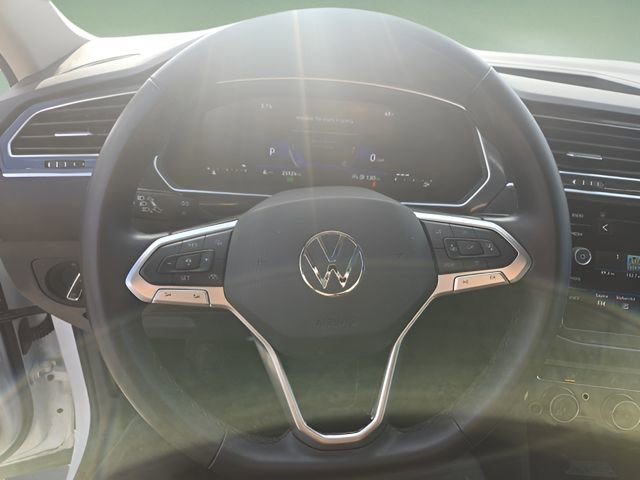 Used 2024 Volkswagen Tiguan Wolfsburg Edition image 14