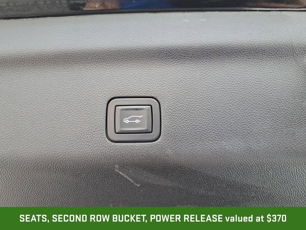Certified 2024 GMC Yukon XL AT4 AWD/4WD image 11