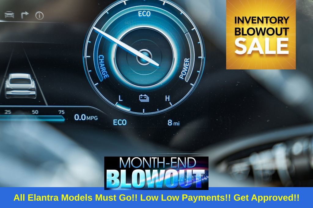 New 2025 Hyundai Elantra SEL image 38