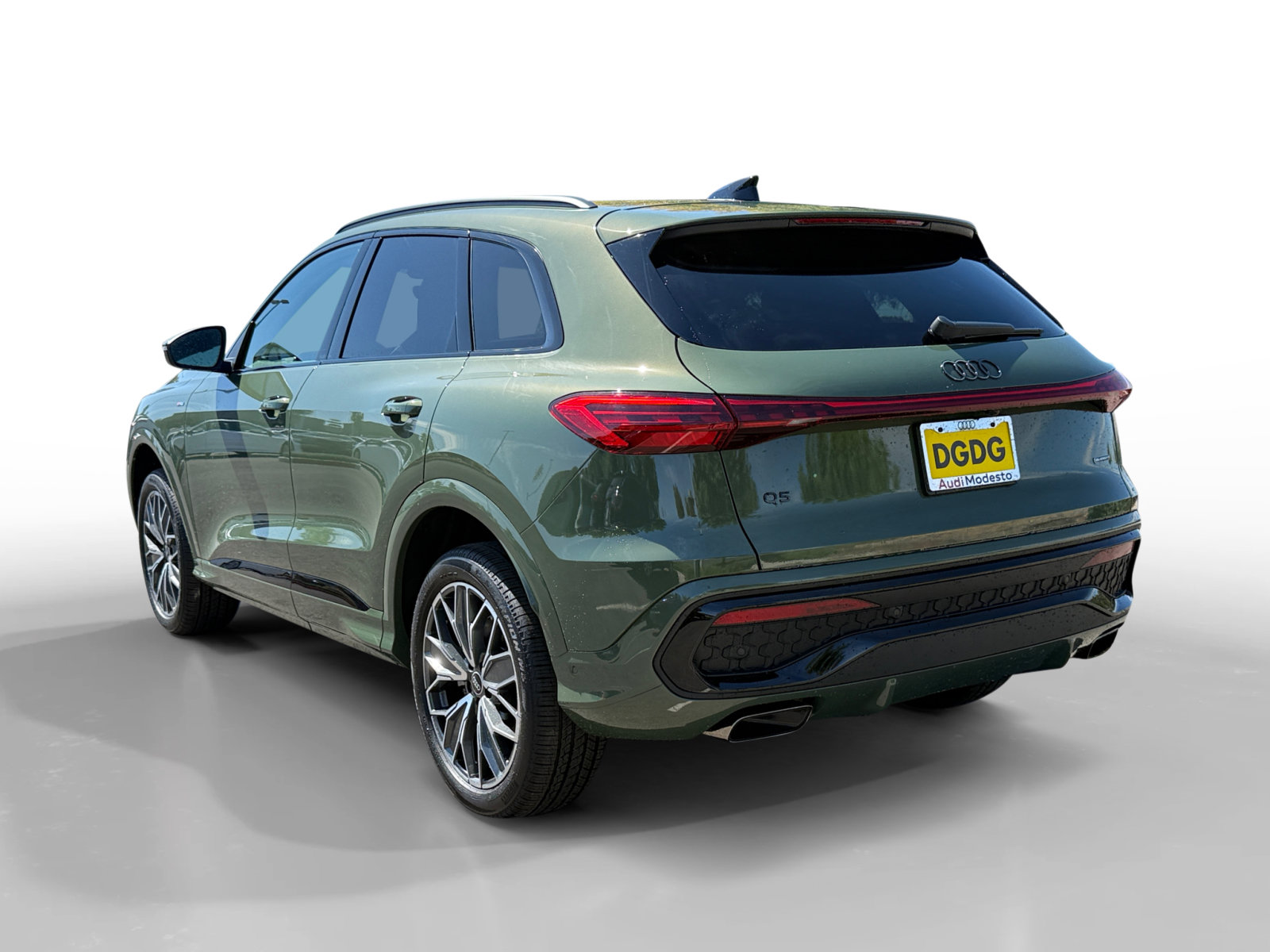 New 2026 Audi Q5 Premium Plus AWD/4WD image 3
