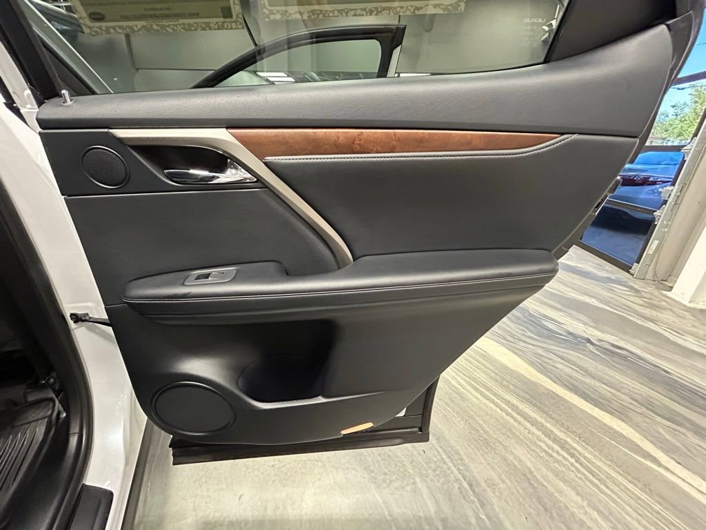 Used 2021 Lexus RX 350L Premium w/ Premium Package image 44