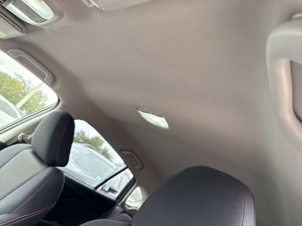 Used 2018 Subaru Crosstrek 2.0i Premium w/ Eyesight System image 43