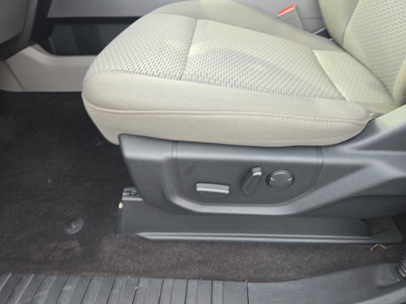 Used 2019 Ford F150 XLT w/ Equipment Group 302A Luxury image 12