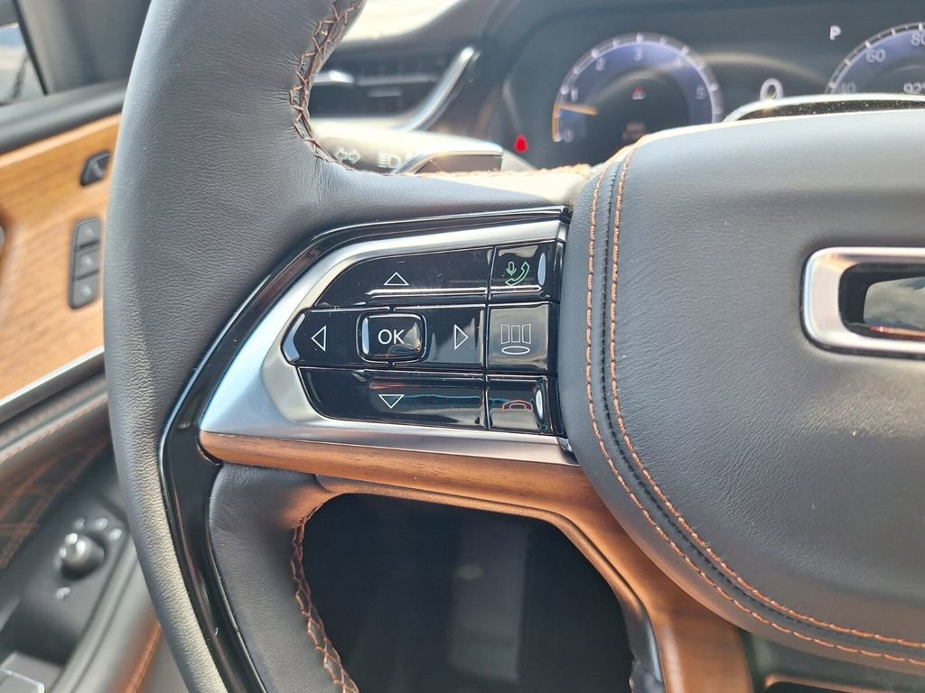 New 2025 Jeep Grand Cherokee L Summit image 26