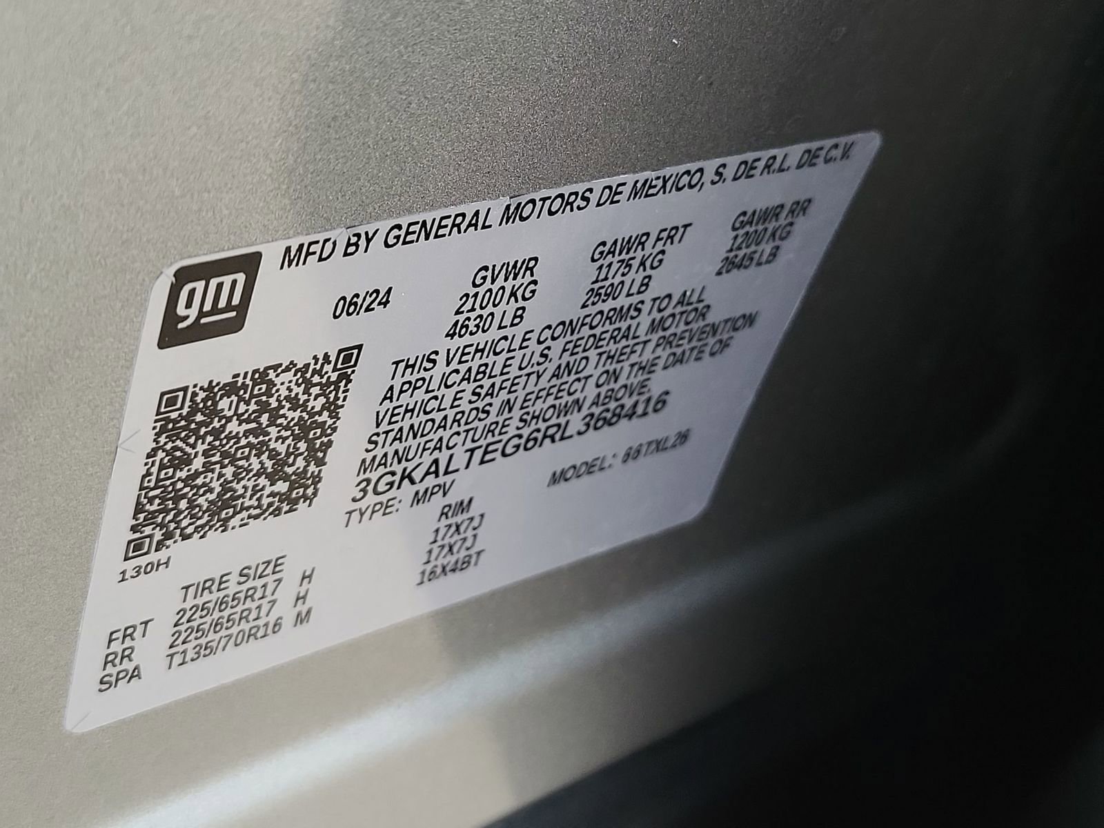 Used 2024 GMC Terrain SLE image 32