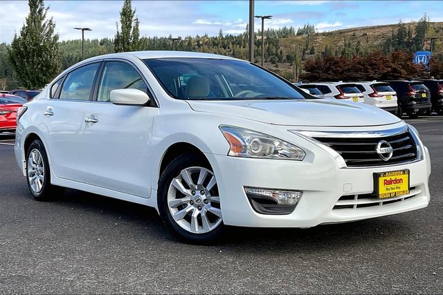 Used 2015 Nissan Altima 2.5 S w/ Power Driver Seat Package