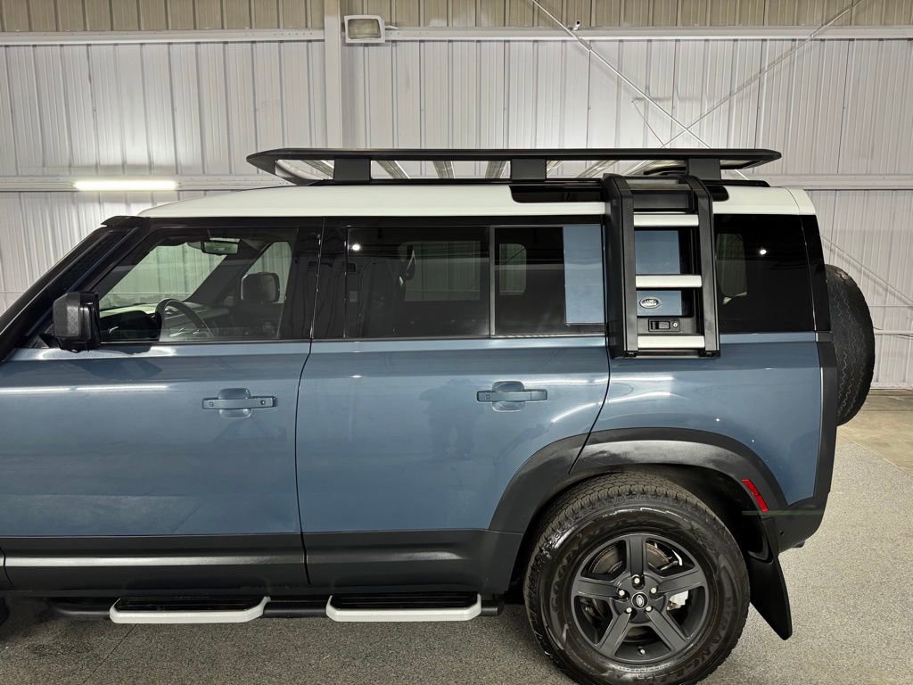 Used 2022 Land Rover Defender 110 image 16